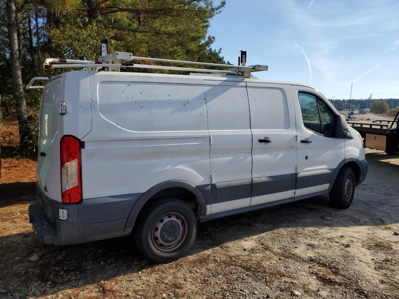 Lot #2986519314 2017 FORD TRANSIT T-