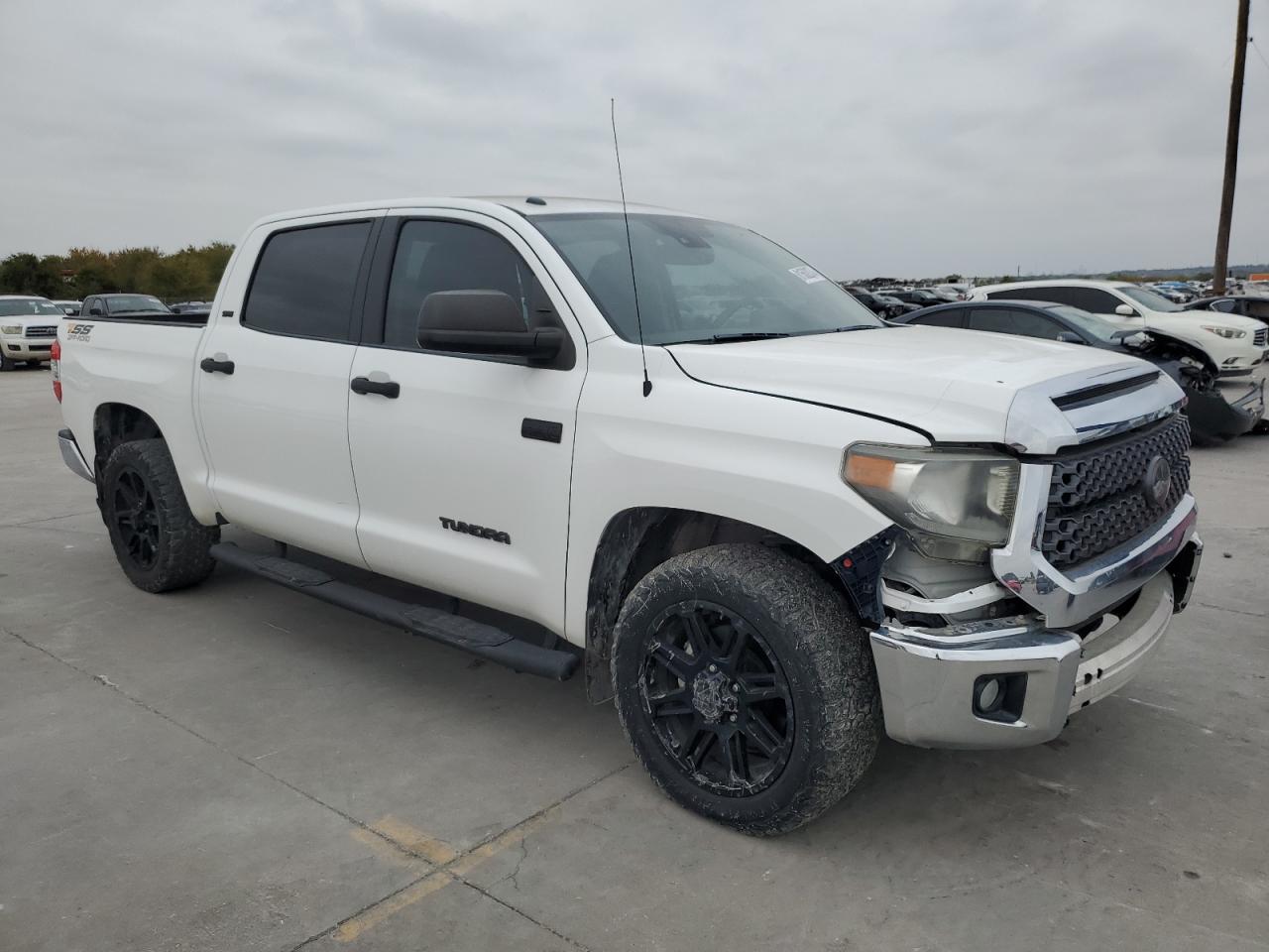 Lot #3006389091 2018 TOYOTA TUNDRA CRE