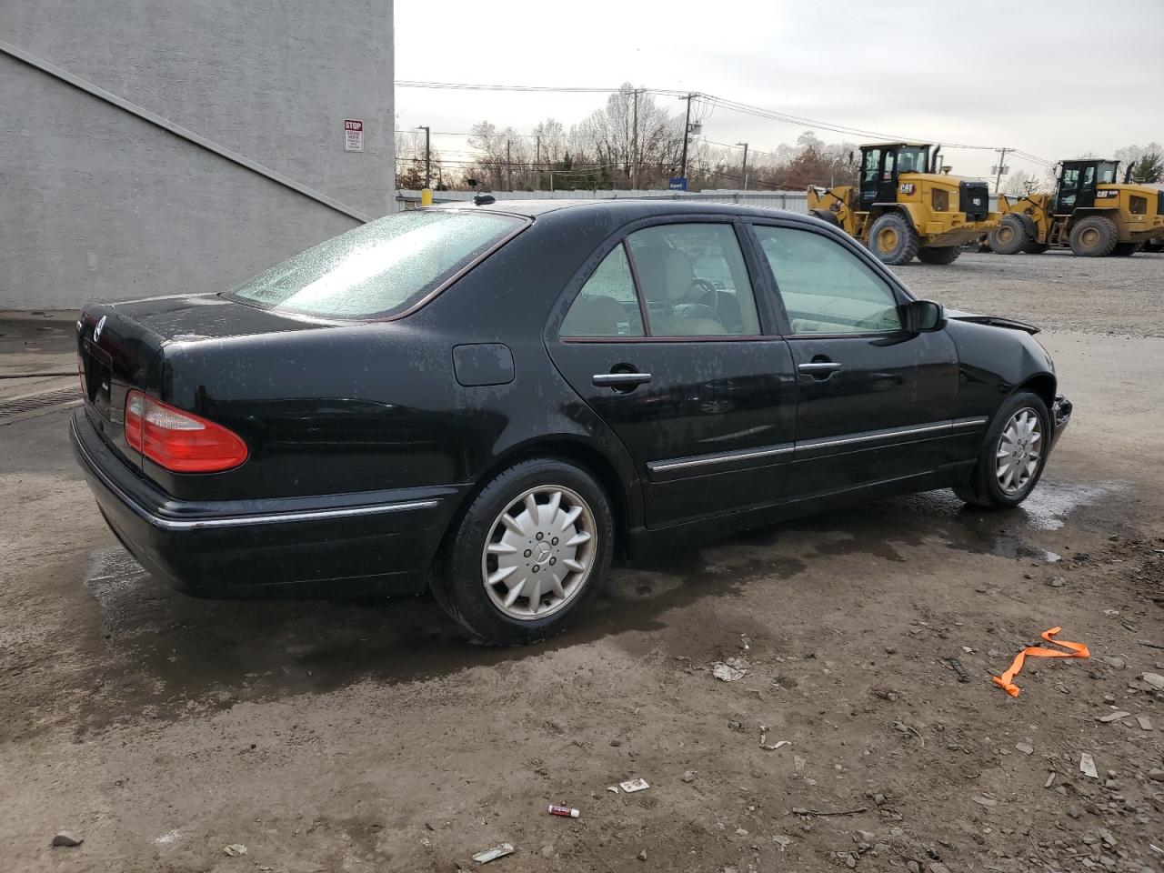 Lot #3020678989 2000 MERCEDES-BENZ E 320