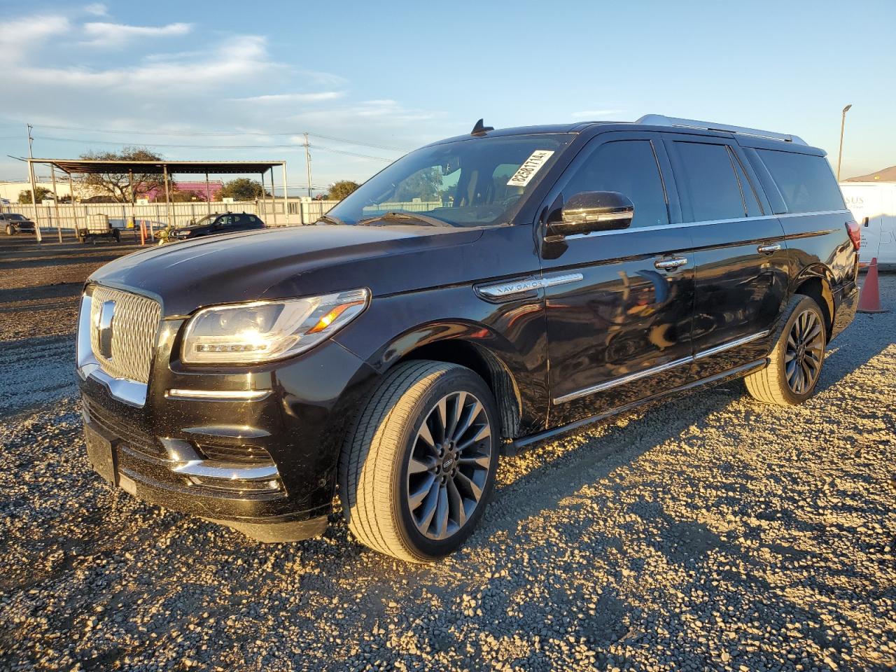 Lot #3006651444 2019 LINCOLN NAVIGATOR