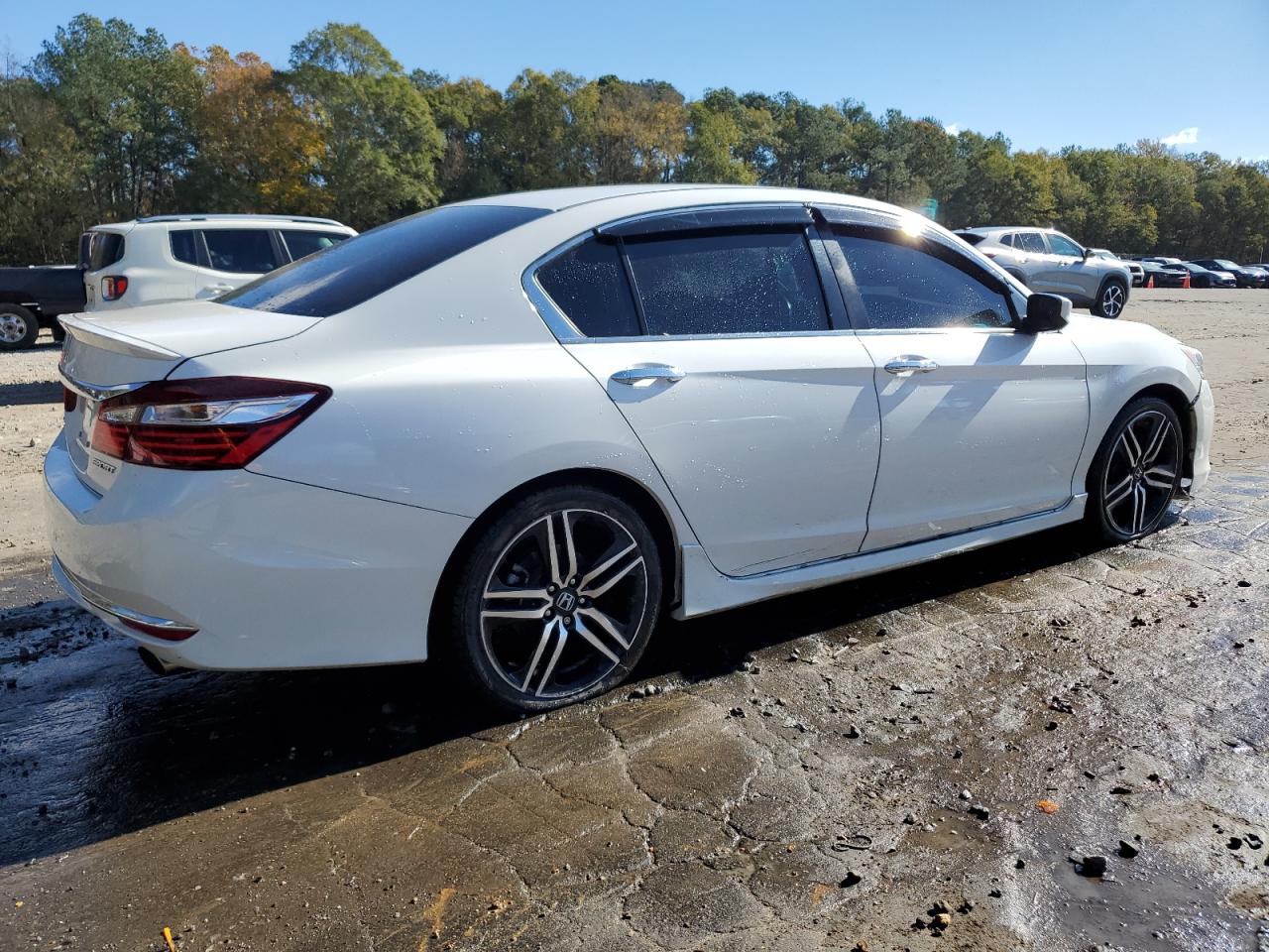 Lot #3003887569 2017 HONDA ACCORD SPO