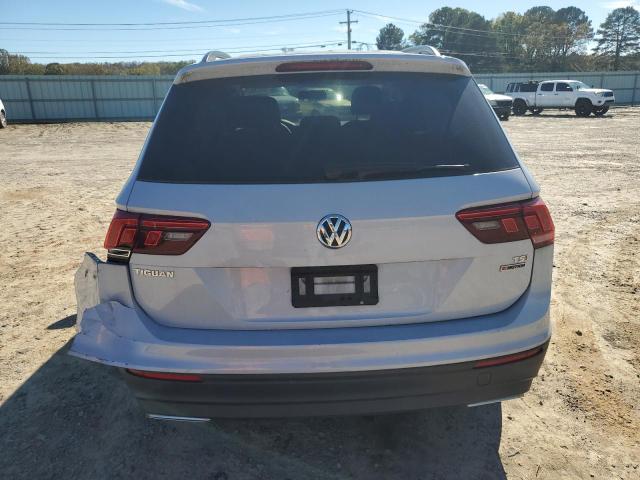 2018 VOLKSWAGEN TIGUAN S - 3VV0B7AX5JM018010