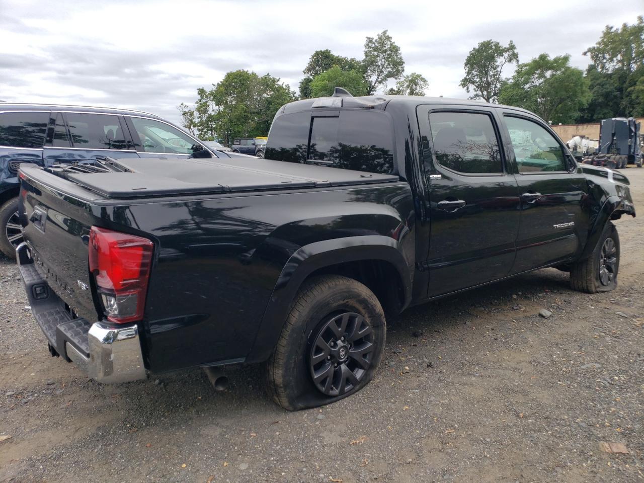 Lot #2952600245 2023 TOYOTA TACOMA DOU