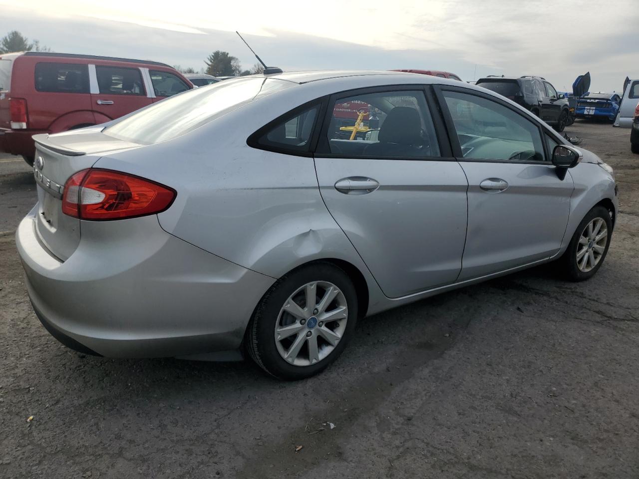 Lot #3030410468 2013 FORD FIESTA SE