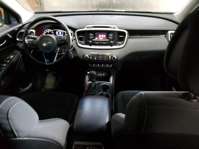 VIN 5XYPGDA3XGG151975 2016 KIA Sorento, LX no.8