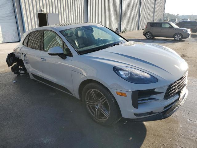 VIN WP1AA2A59MLB00608 2021 PORSCHE MACAN no.4