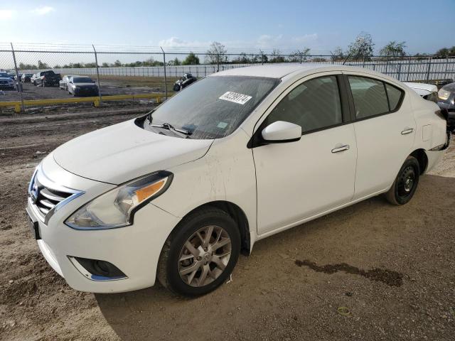 NISSAN VERSA S