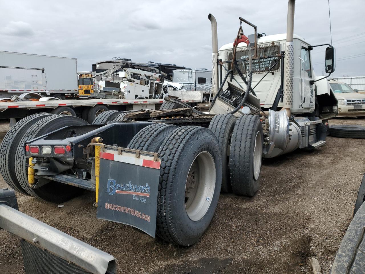 Lot #2962523902 2018 MACK 600 CHU600