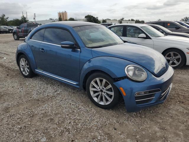 2018 VOLKSWAGEN BEETLE SE 3VWJD7ATXJM709038