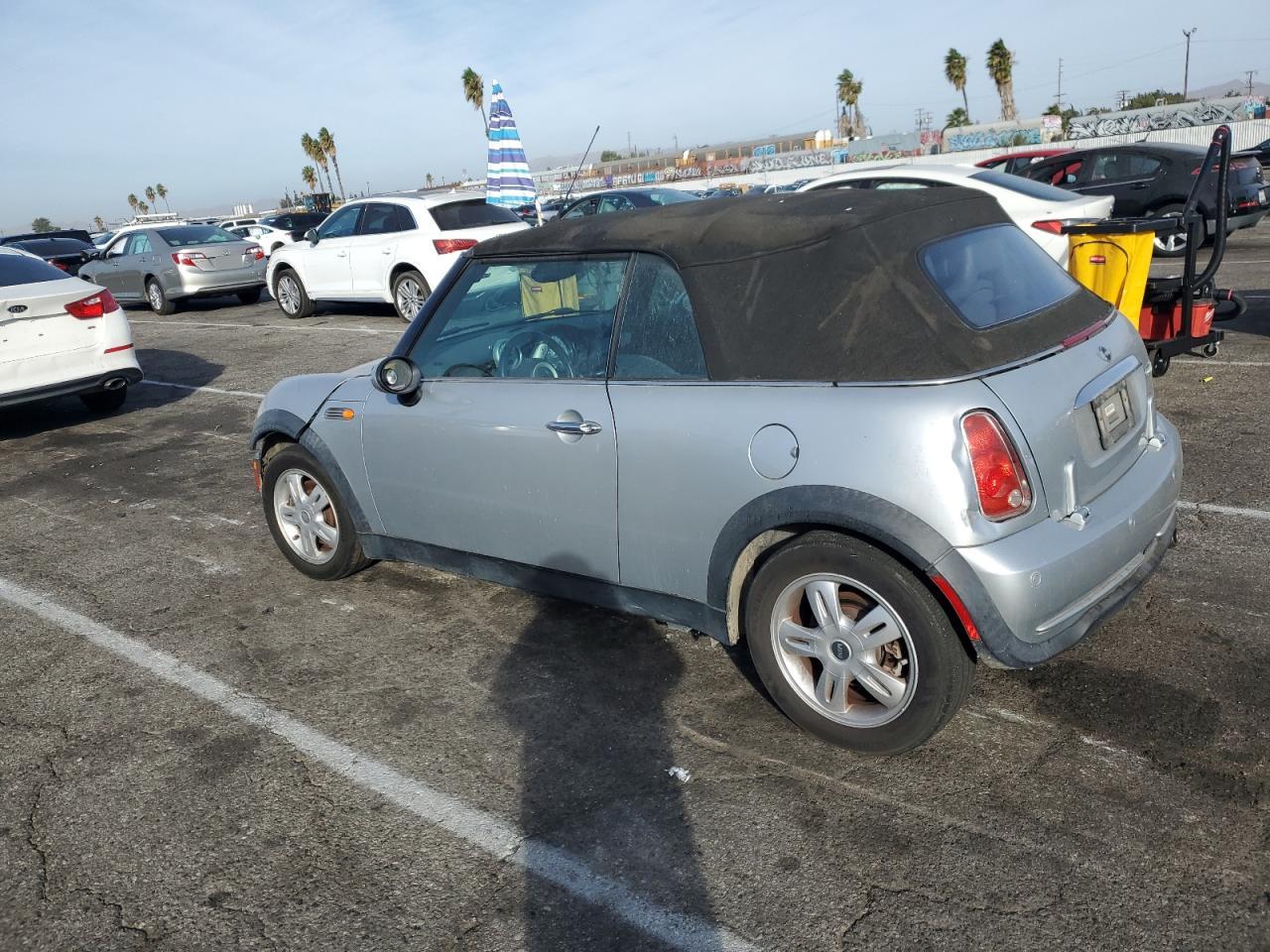 Lot #2974327463 2006 MINI COOPER