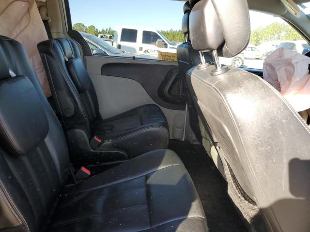 2015 CHRYSLER TOWN & COU - 2C4RC1BG3FR706909