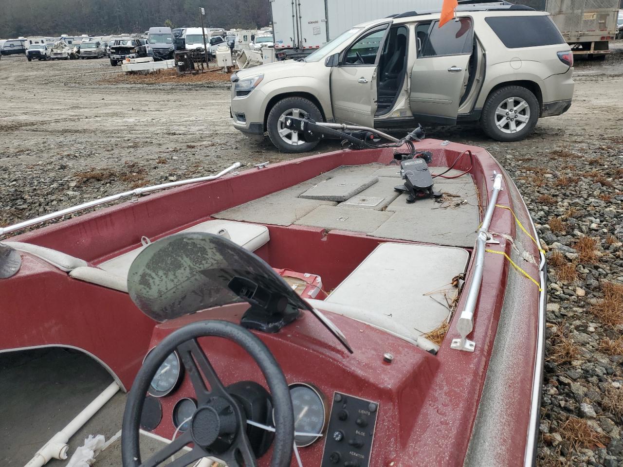 Lot #3024262843 1987 OTHER BOAT