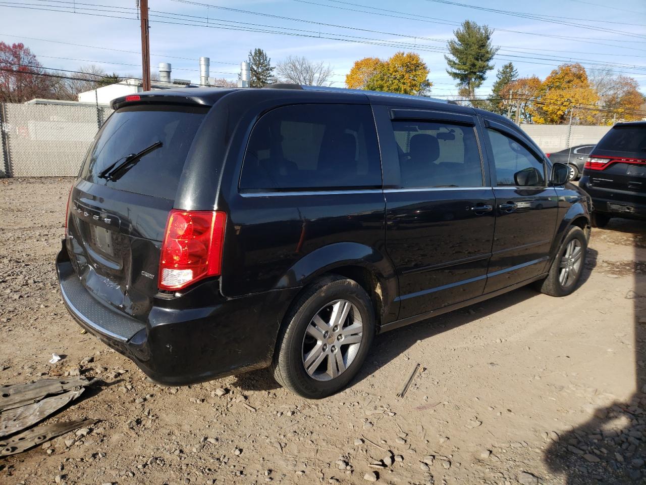 Lot #3044717291 2011 DODGE GRAND CARA