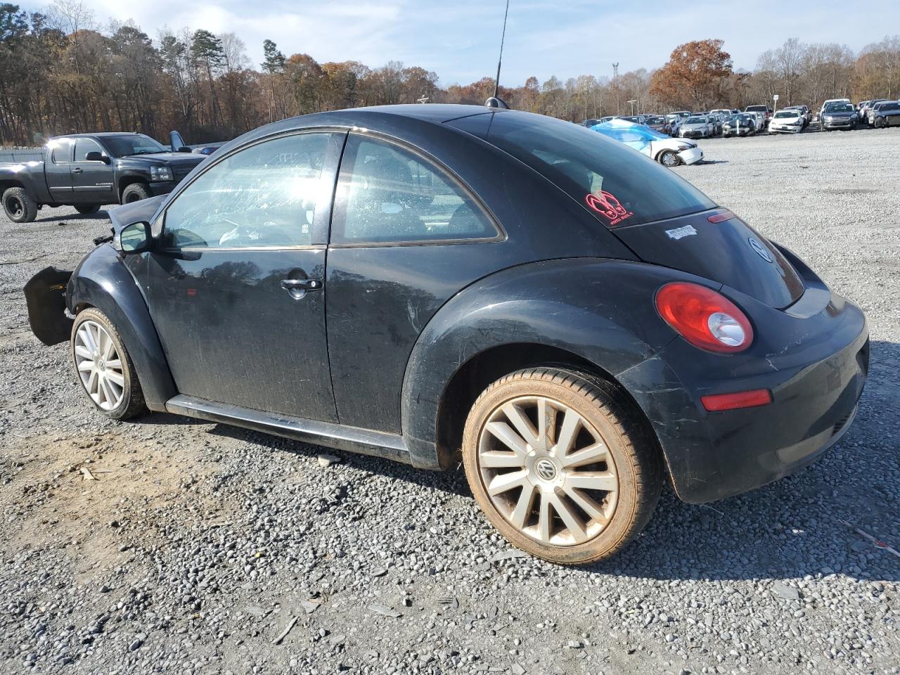 Lot #3029494364 2008 VOLKSWAGEN NEW BEETLE