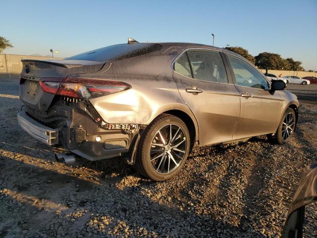 Vin: 4t1g11ak0ru235467, lot: 81151774, toyota camry se night shade 20243