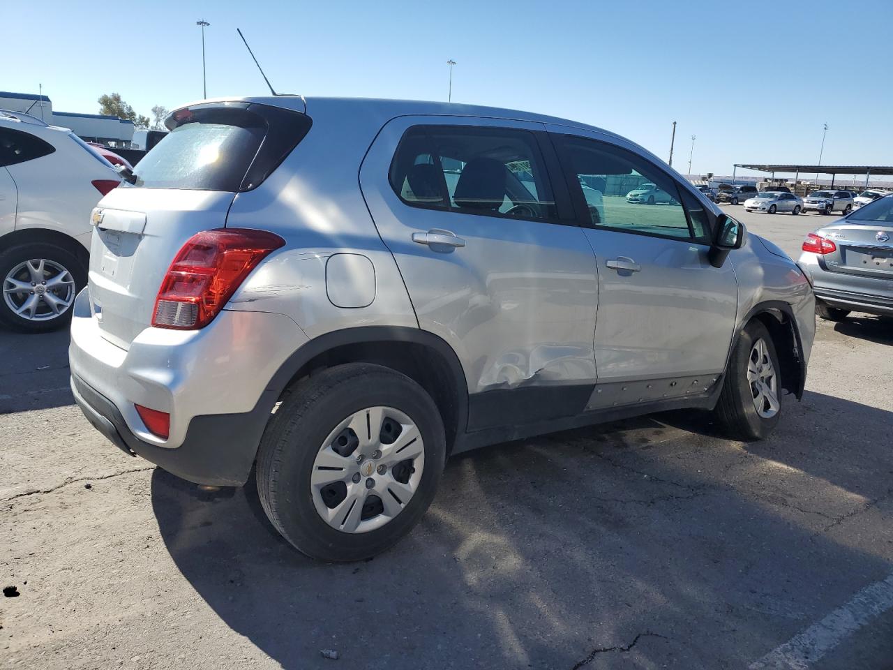 Lot #3041155159 2017 CHEVROLET TRAX LS