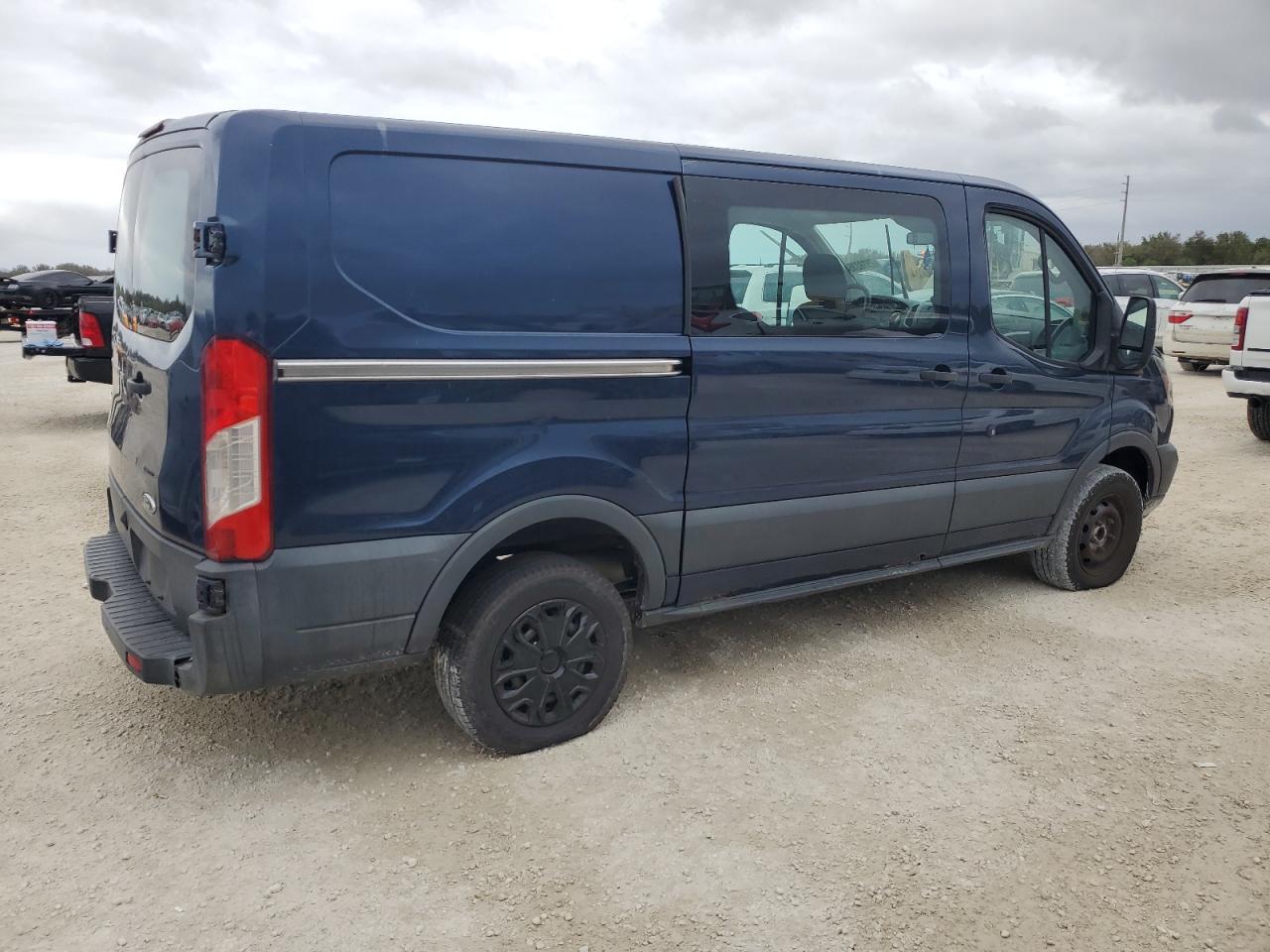 Lot #2977084237 2016 FORD TRANSIT T-