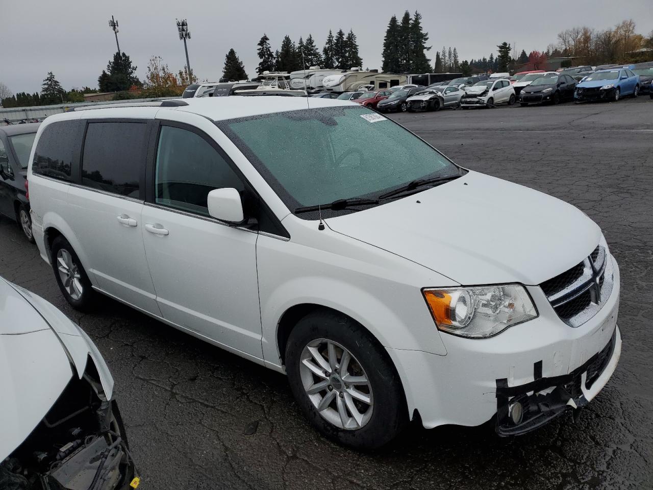 Lot #3027099779 2018 DODGE GRAND CARA