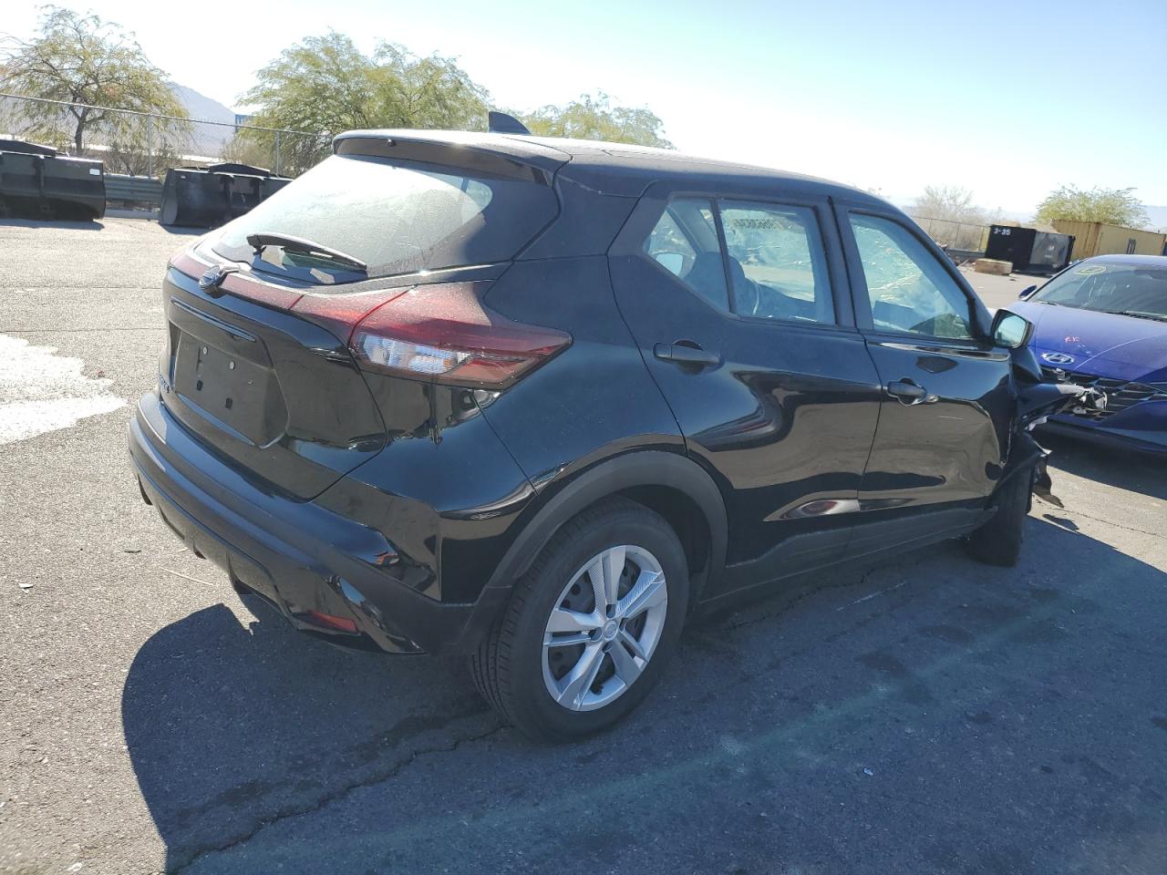 Lot #2971621706 2023 NISSAN KICKS S