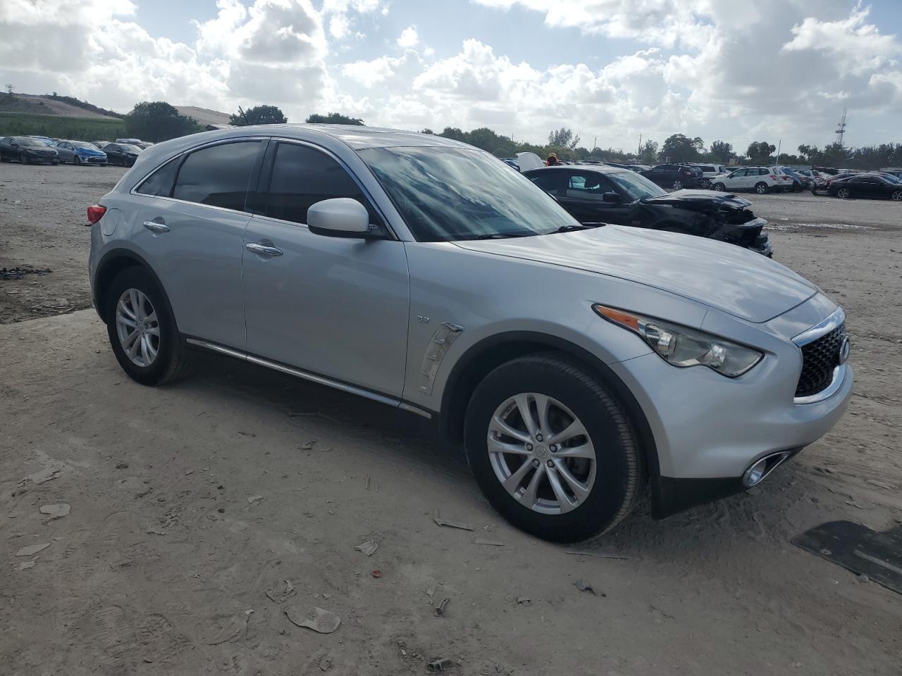 Lot #2969730283 2017 INFINITI QX70