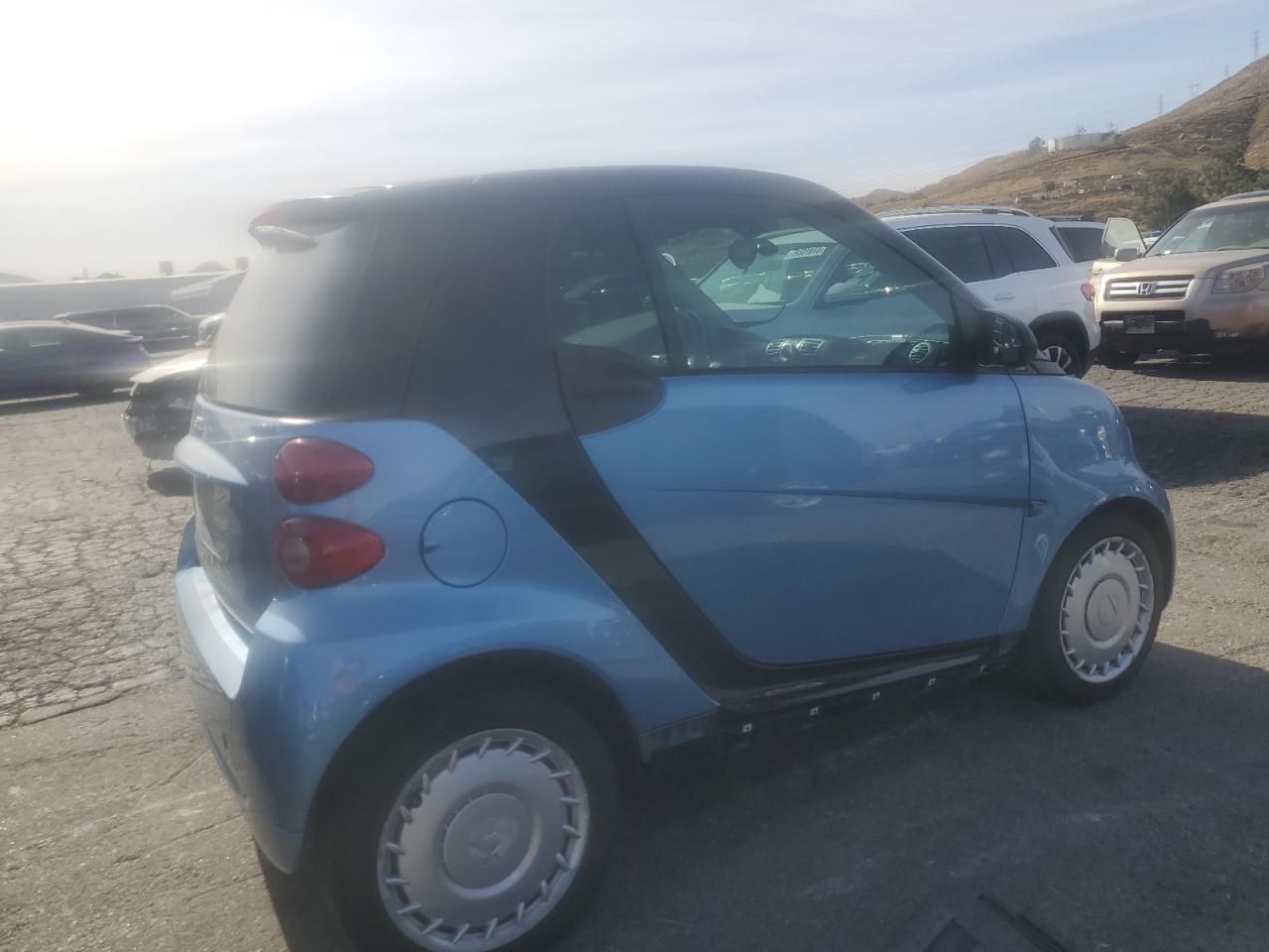 Lot #2971705037 2012 SMART FORTWO PUR