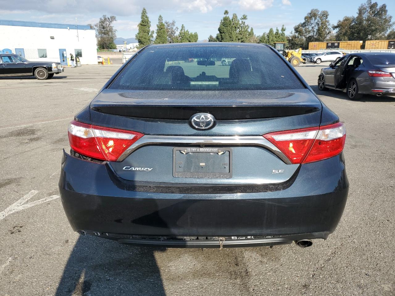 Lot #3033082015 2015 TOYOTA CAMRY LE