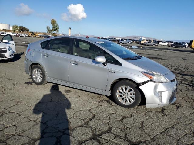 VIN JTDKN3DP9D3030833 2013 TOYOTA PRIUS no.4