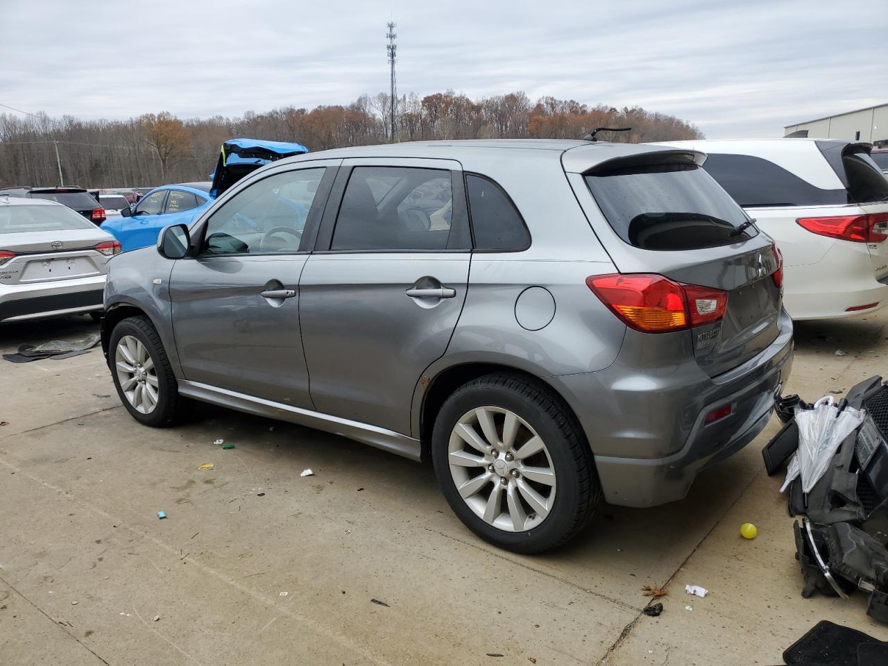 Lot #3025820315 2011 MITSUBISHI OUTLANDER