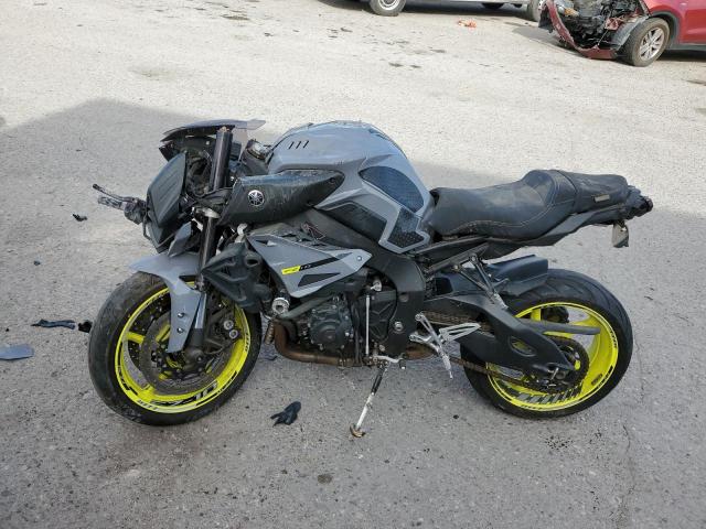 2017 YAMAHA FZ10 JYARN48E0HA000551