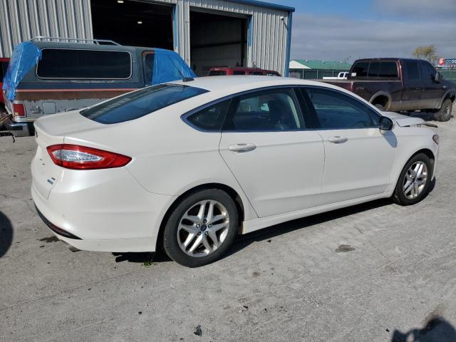 VIN 1FA6P0HD1E5366384 2014 Ford Fusion, SE no.3