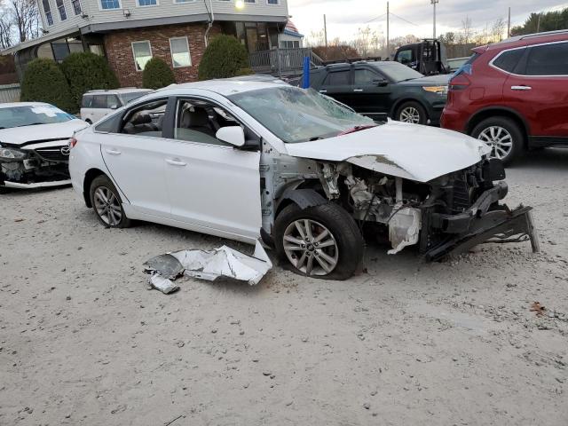 2015 HYUNDAI SONATA SE - 5NPE24AF9FH147701