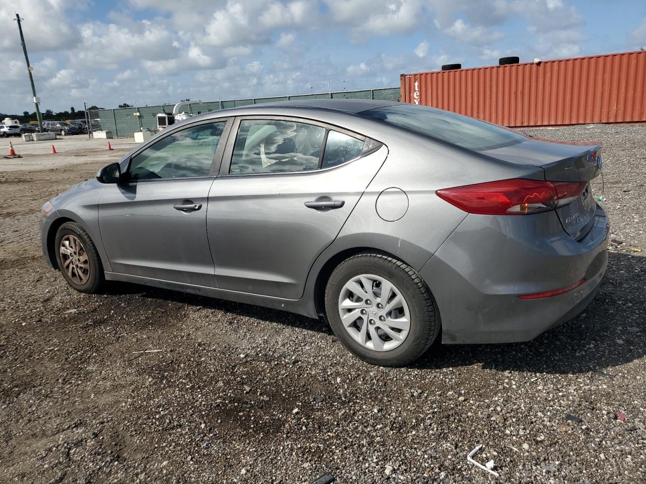 Lot #3049599718 2018 HYUNDAI ELANTRA SE