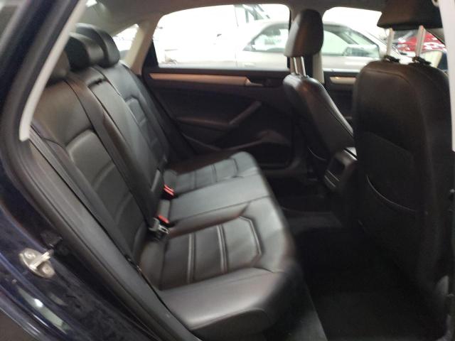 2015 VOLKSWAGEN PASSAT S - 1VWAT7A37FC081239