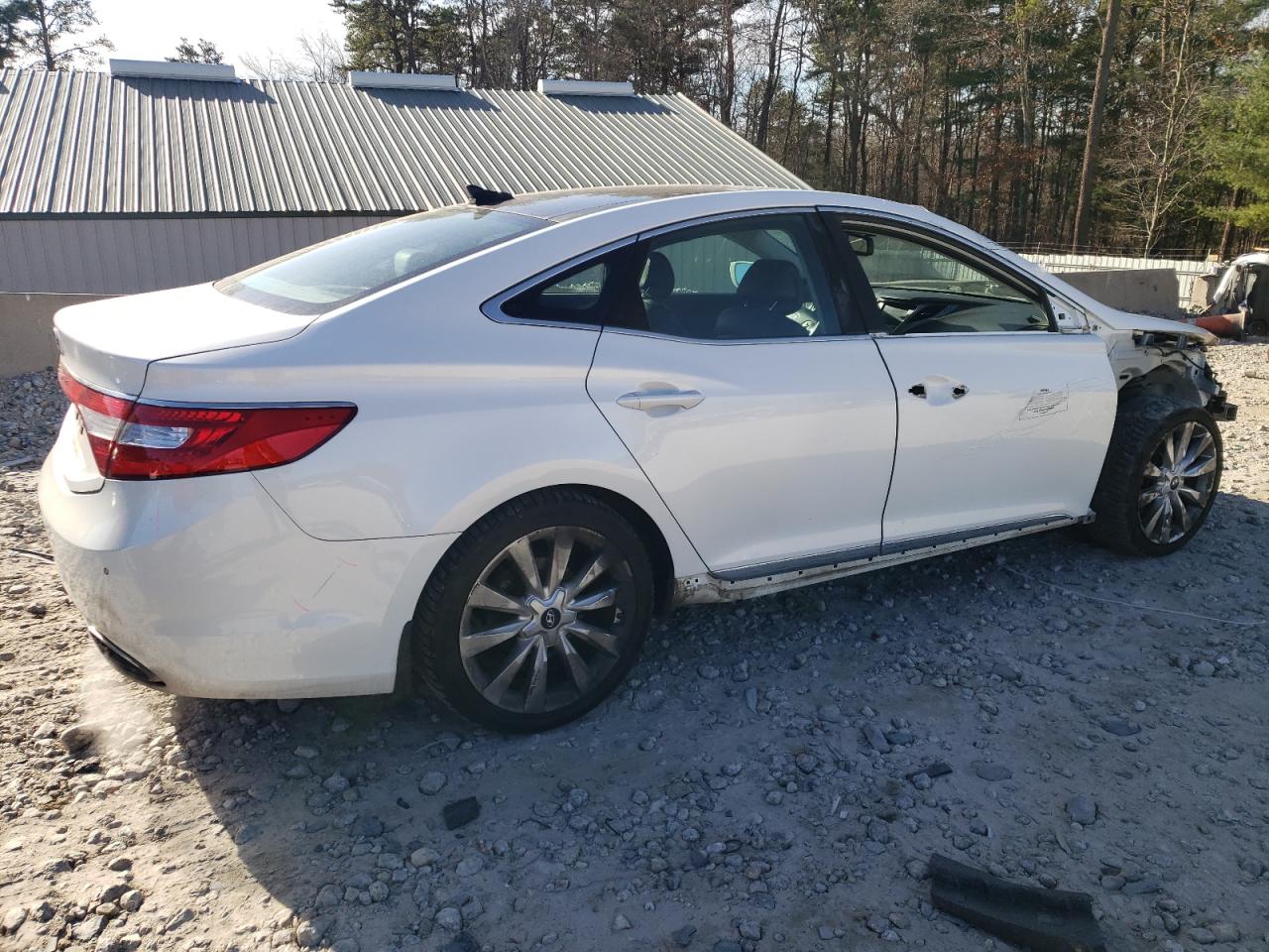 Lot #3045677635 2013 HYUNDAI AZERA GLS