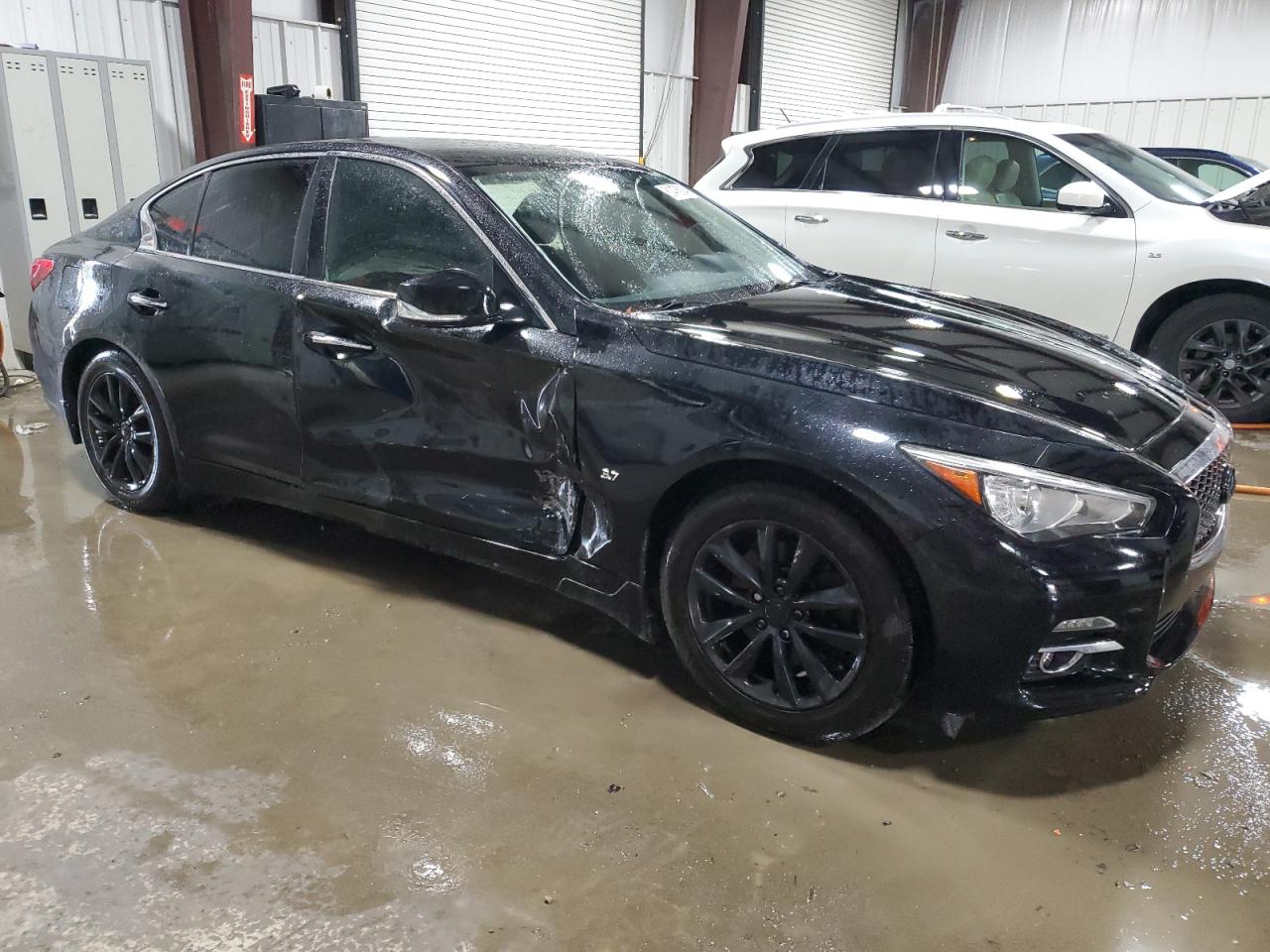 INFINITI Q50 2015