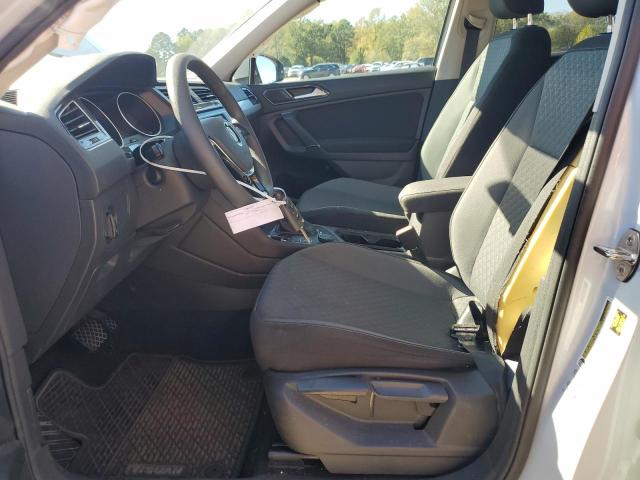 2018 VOLKSWAGEN TIGUAN S - 3VV0B7AX5JM018010