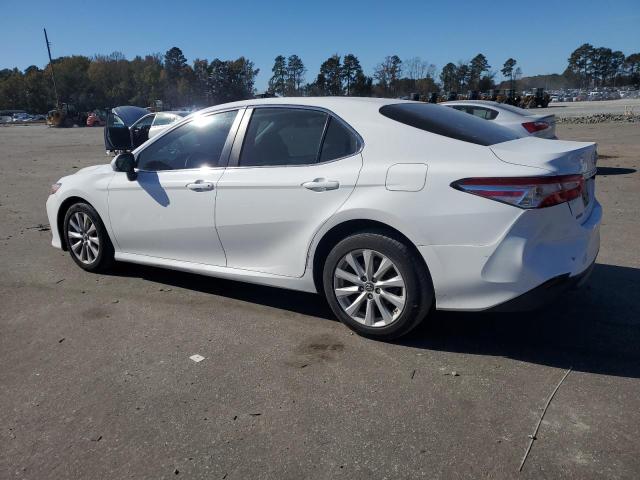 2018 TOYOTA CAMRY L - 4T1B11HK4JU615111