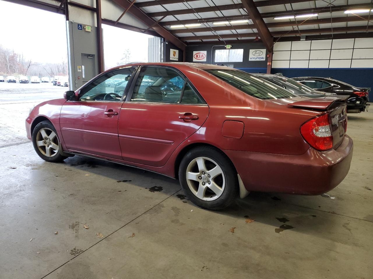 Lot #2996494759 2004 TOYOTA CAMRY LE