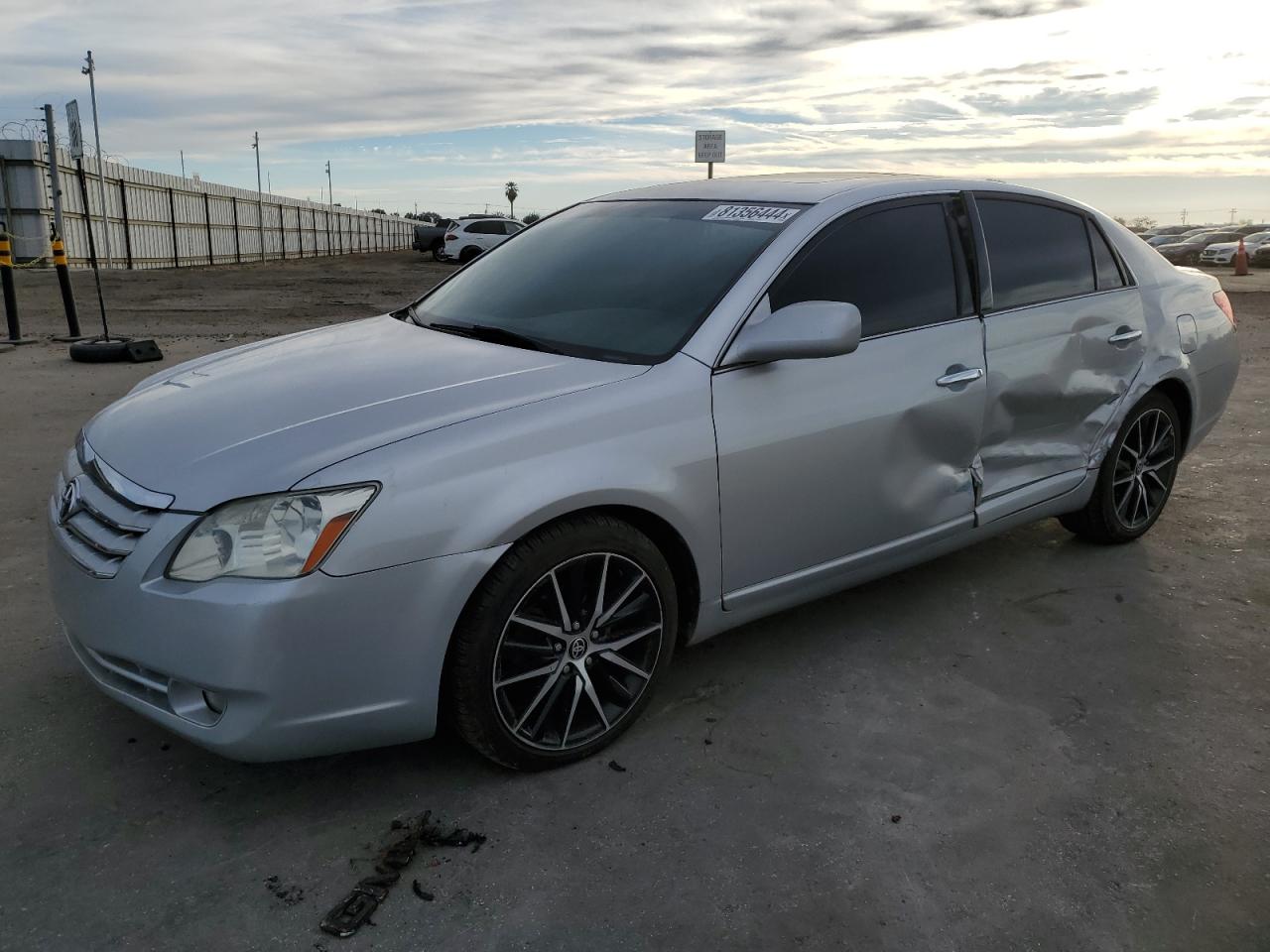 Lot #3028248806 2006 TOYOTA AVALON XL