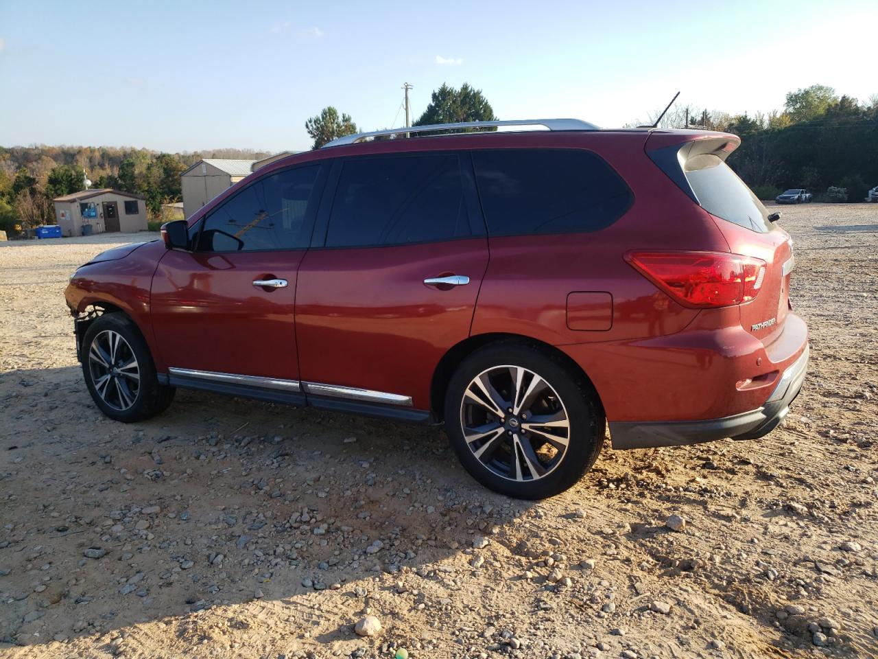 Lot #2976549572 2017 NISSAN PATHFINDER