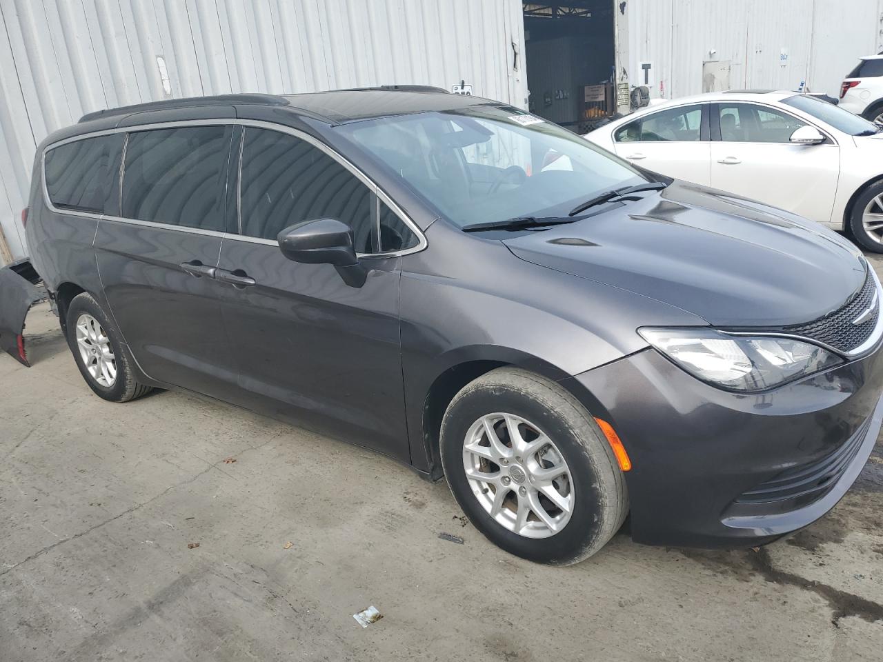 Lot #2979202998 2020 CHRYSLER VOYAGER LX