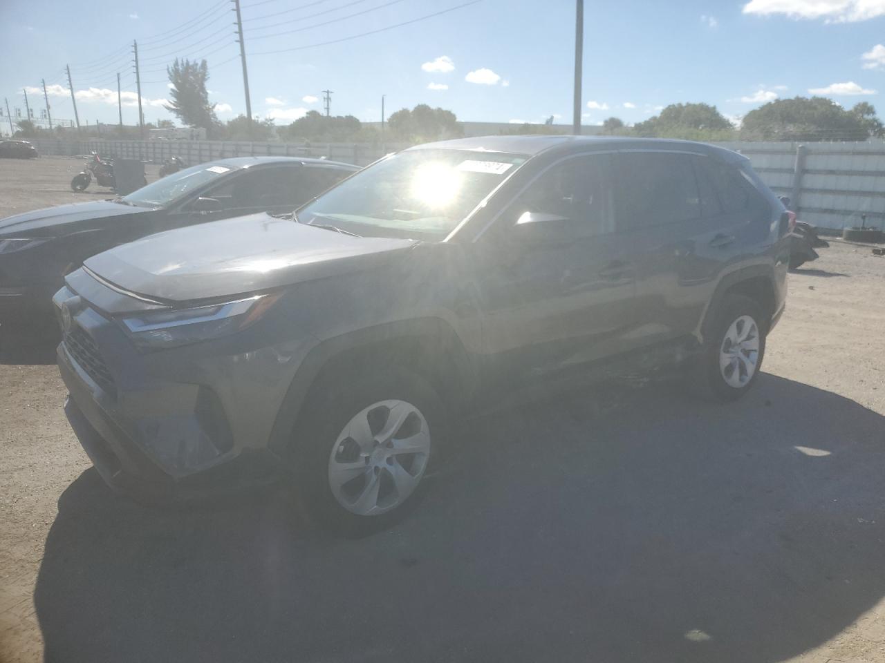 Lot #3020141597 2023 TOYOTA RAV4 LE