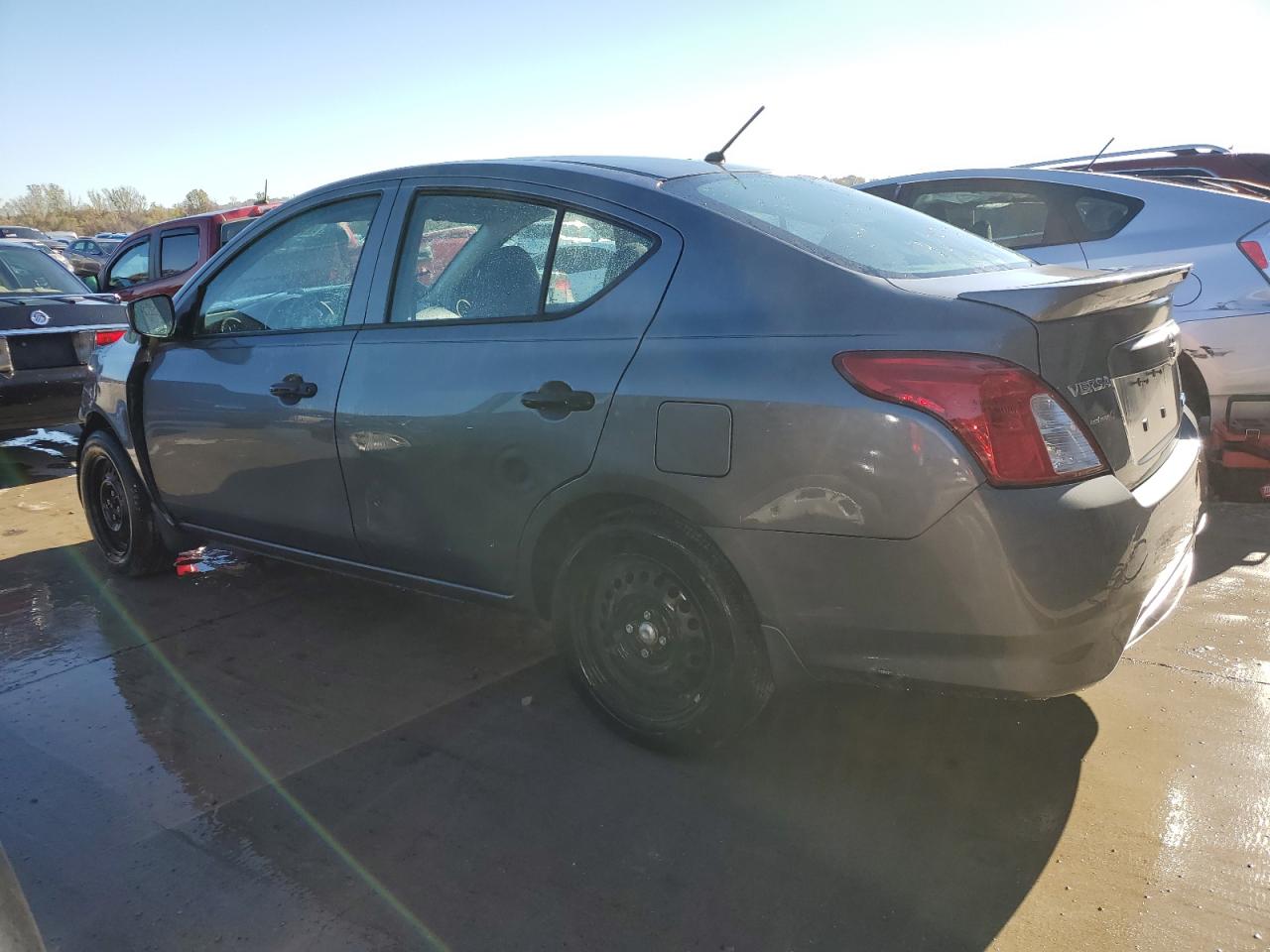 Lot #2989282640 2016 NISSAN VERSA S