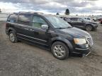 CHRYSLER TOWN & COU photo