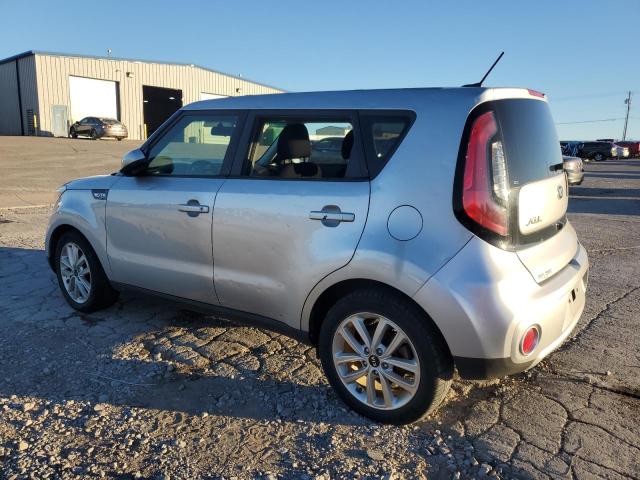 VIN KNDJP3A52J7532516 2018 KIA SOUL no.2