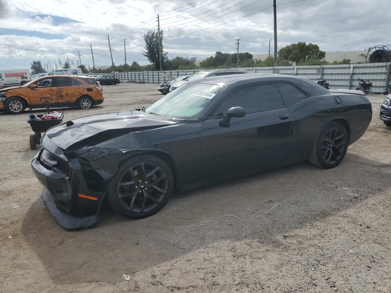  Salvage Dodge Challenger