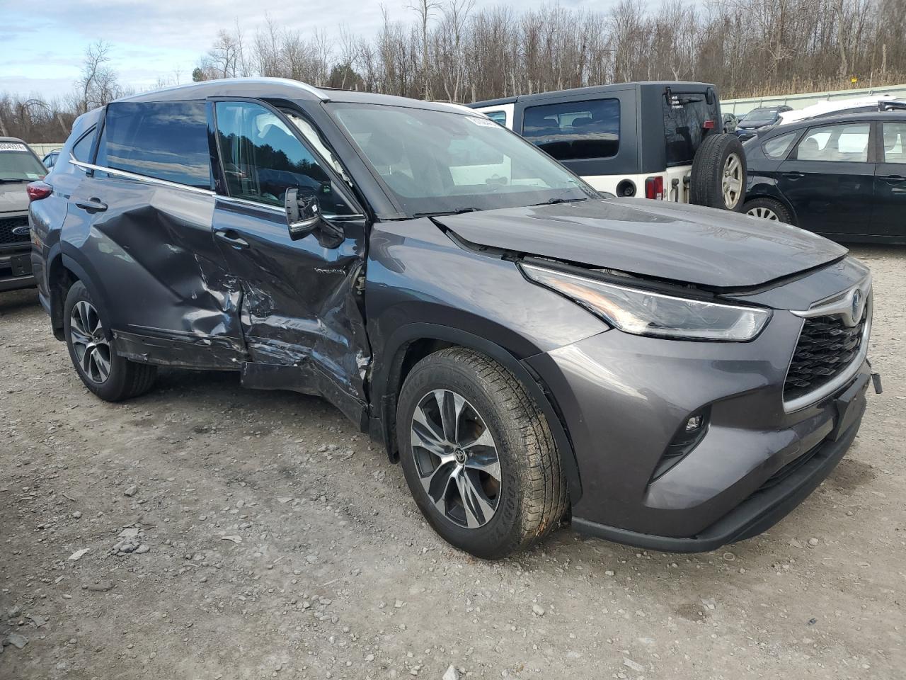 Lot #3036952723 2021 TOYOTA HIGHLANDER