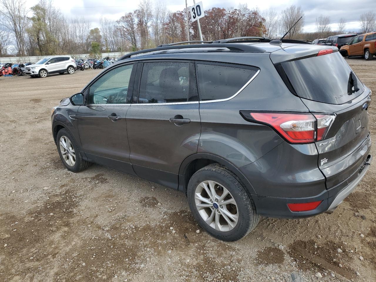 Lot #3033354816 2017 FORD ESCAPE SE