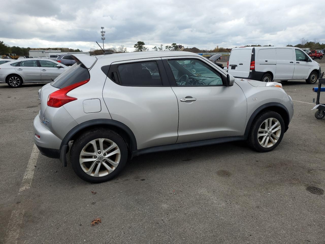 Lot #3020623951 2012 NISSAN JUKE S