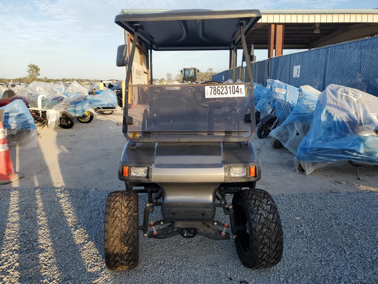 Lot #3048079881 2007 GOLF CART